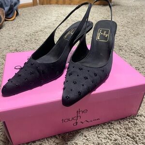 Touch of Nina Black Slingback Heels